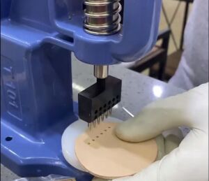 Padova Sıralı Çok Delikli Vida Başlı Deri Zımbası 4mm Deri El Aleti