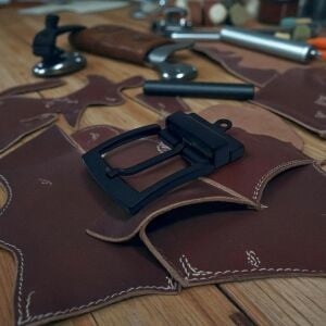 Kemer Tokası 4,5 cm Döner Kafa 1 Adet Siyah Boyalı (Leathercraft, Deri Hobi)