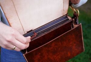 Viktoria Postacı Çantası SRT556 PDF Şablonu Deri El Aletleri