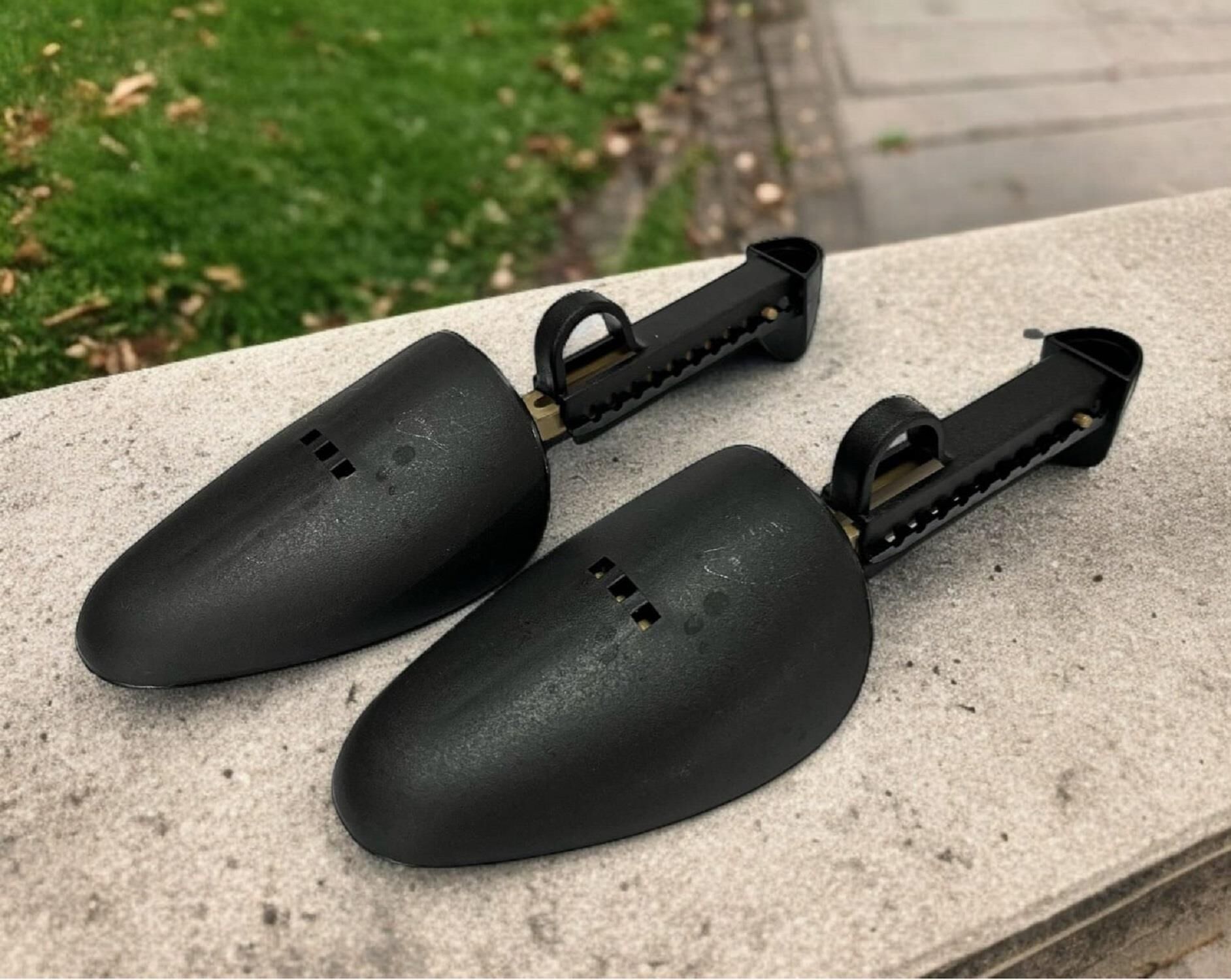 SrtFootCare Plastik Ayarlı Ayakkabı Kalıbı 39-44 Krem Siyah 1 Çift