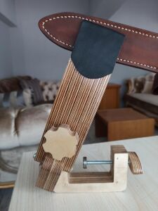 Cilalı Kontaplak Akrobat Deri Saraç Dikişi Mengenesi 1. Sınıf İşçilik